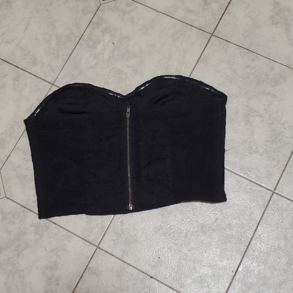 Silence +Noise clack crop top size 4 - Picture 2 of 6